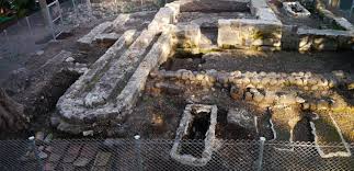 αρχαιολογικά κατάλοιπα στην Αρητιά νήσο..